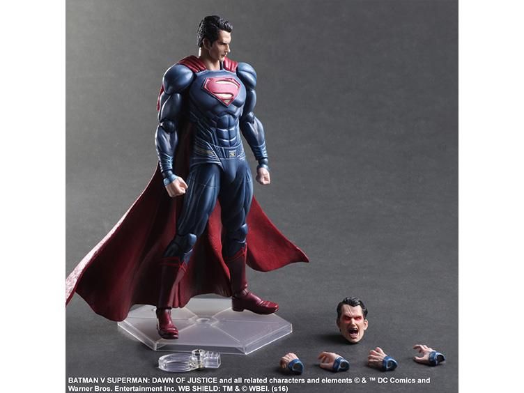 Batman v Superman Dawn of Justice - Superman Play Arts Action Figure