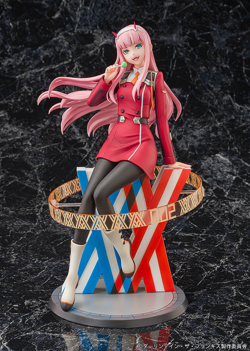 Darling in the Franxx Zero Two Figure: Smiling with Candy - Proof - Darling In The Franxx Zero Two Figure