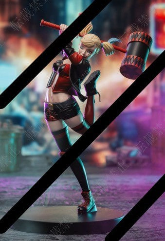 Harley Quinn Premium Figure