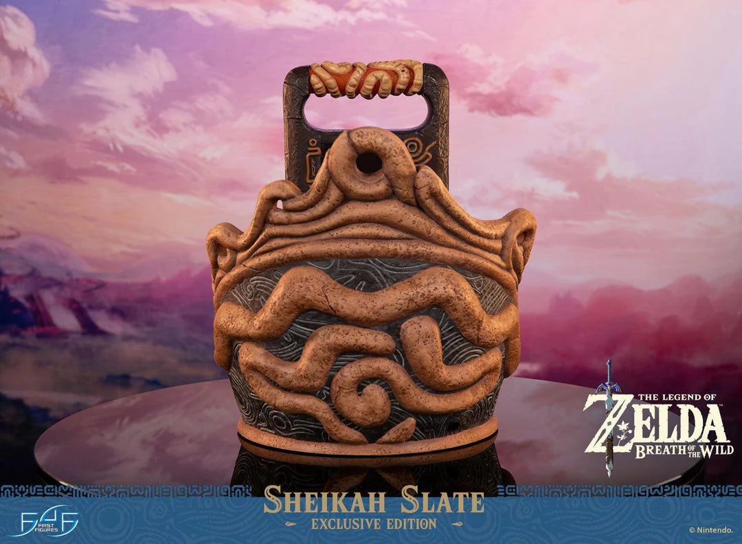 The Legend of Zelda: Breath of the Wild - Sheikah Slate Statue