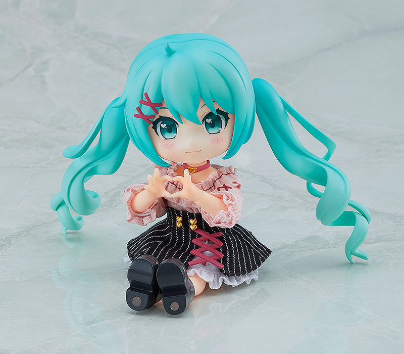 Nendoroid Doll Hatsune Miku: Date Outfit Ver.